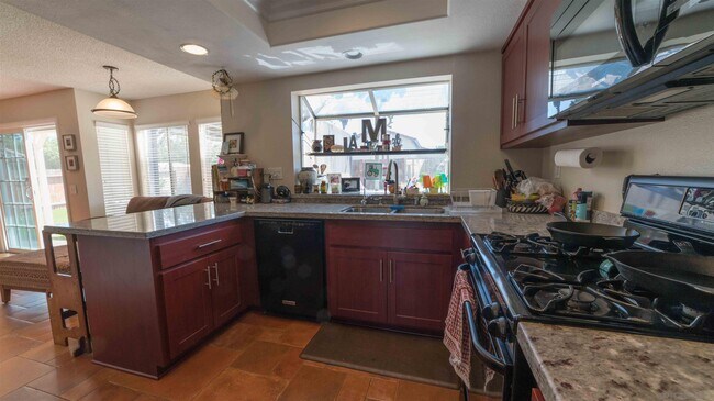 Building Photo - 3435 Crystal Wood Dr