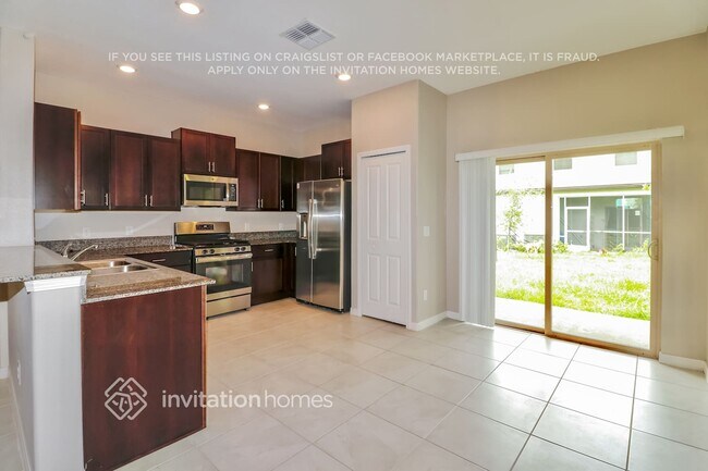 Foto del edificio - 8541 Druid Oaks Ln
