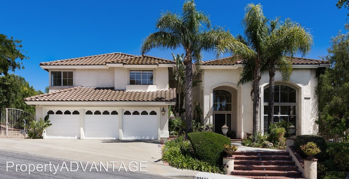 Foto principal - 22620 Hidden Hills Rd