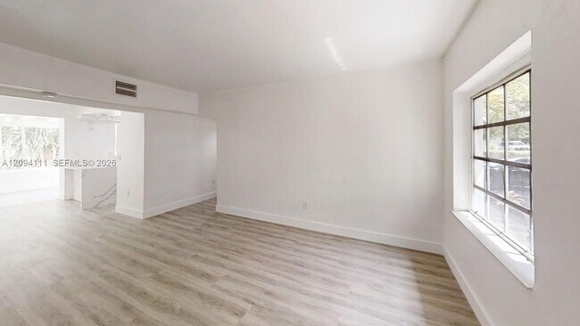 Foto del edificio - 5951 SW 46th Terrace