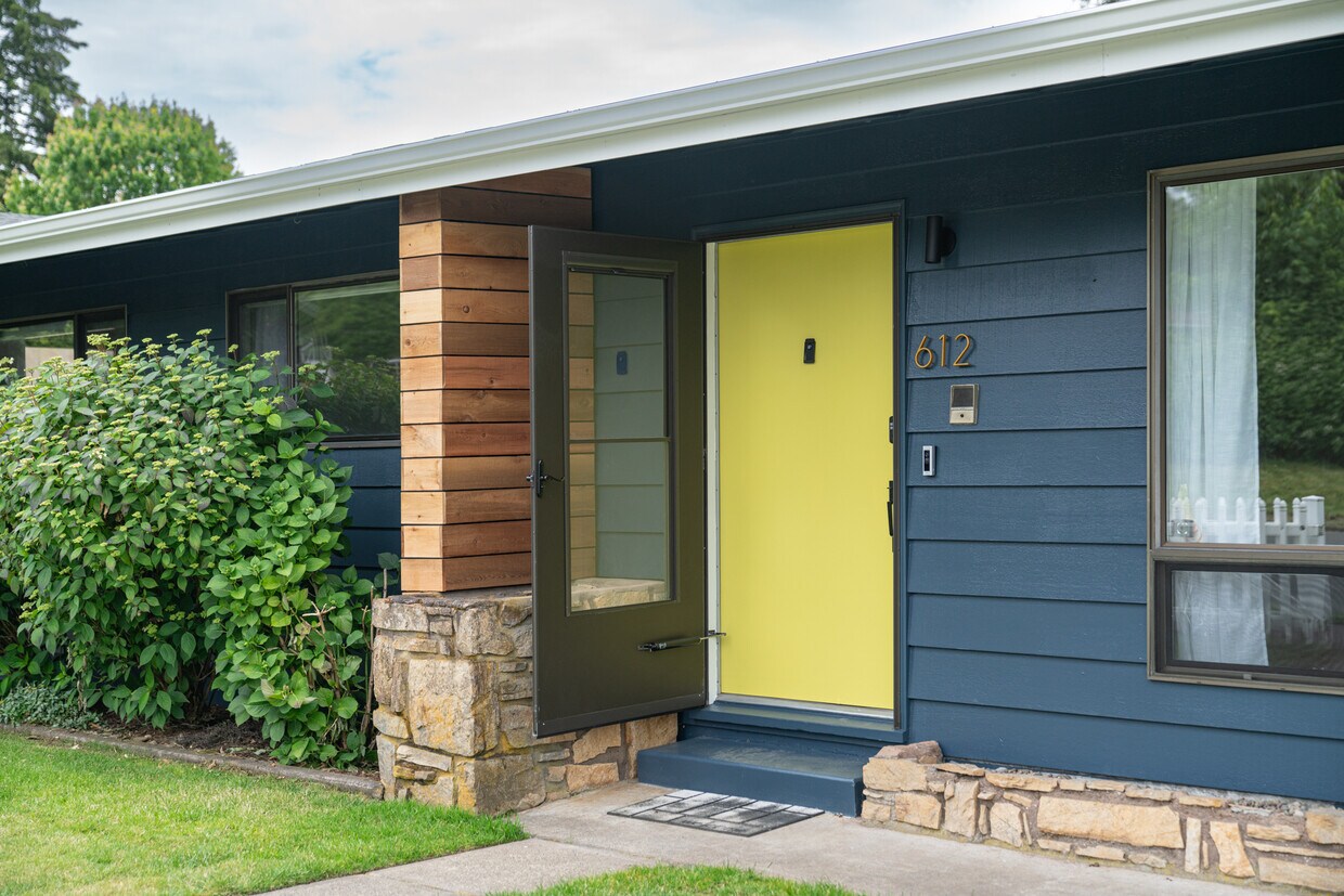 Foto principal - 612 NE 22nd Ave