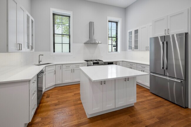 Foto del edificio - 1339 N Noble St