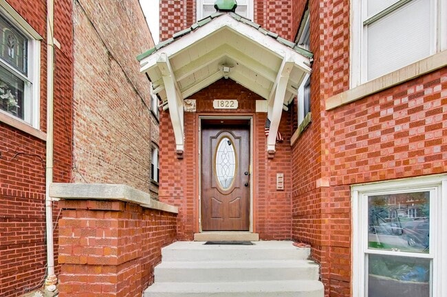 Building Photo - 1822 Gunderson Ave