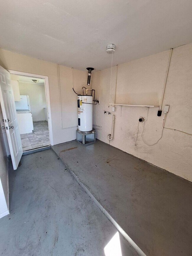 Foto del edificio - NICE Bradenton 4BR/2BA Home in Quiet Residential Neighborhood
