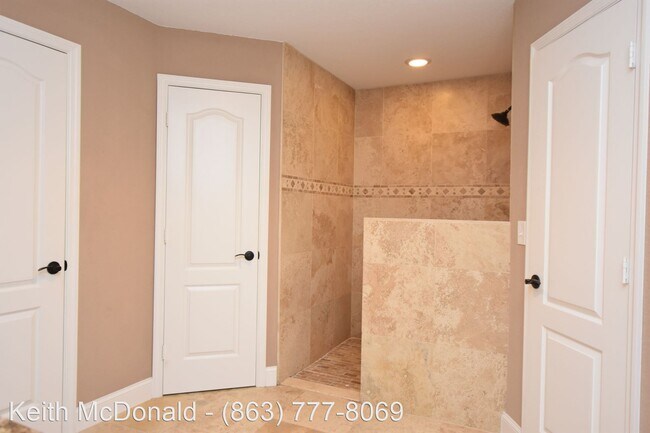 Foto del edificio - 4 br, 2 bath House - 1845 Farrington Drive