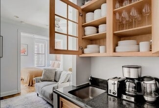 Building Photo - 120 Christopher St