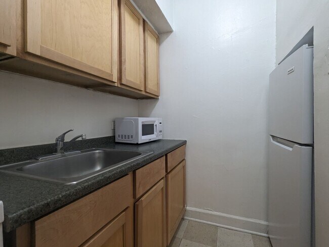 Foto del edificio - 536 W Arlington Pl