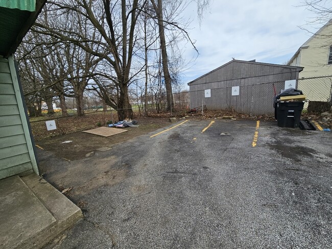 Building Photo - 8023 Kosciuszko Ave