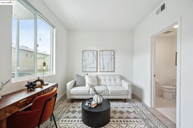 Building Photo - Modern 2+ Bedroom, 2++ Bathroom Living in ...