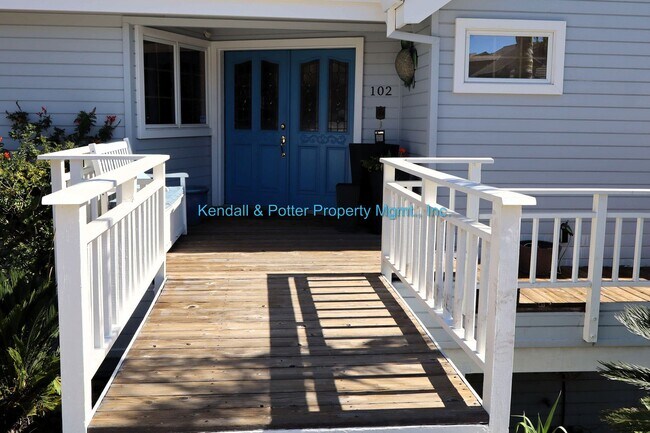 Building Photo - Furnished Yacht Harbor Retreat