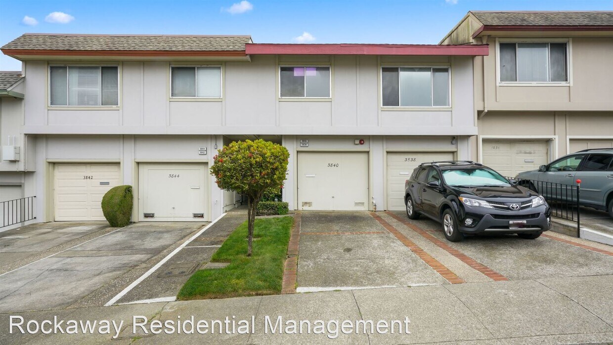 Primary Photo - 2 br, 1 bath House - 3840 FAIRFAX WAY