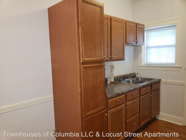 Building Photo - 254 Locust St