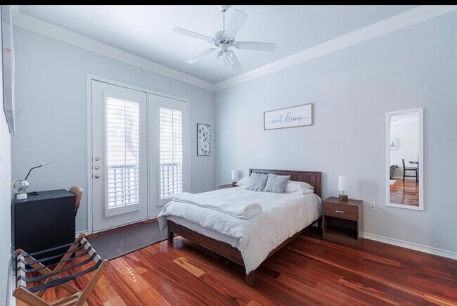 Building Photo - 2400 McCue Rd