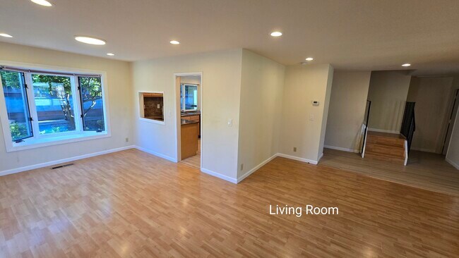 Foto del edificio - 4844 Westmont Ave