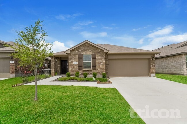 Building Photo - 8832 Ring Gold Dr