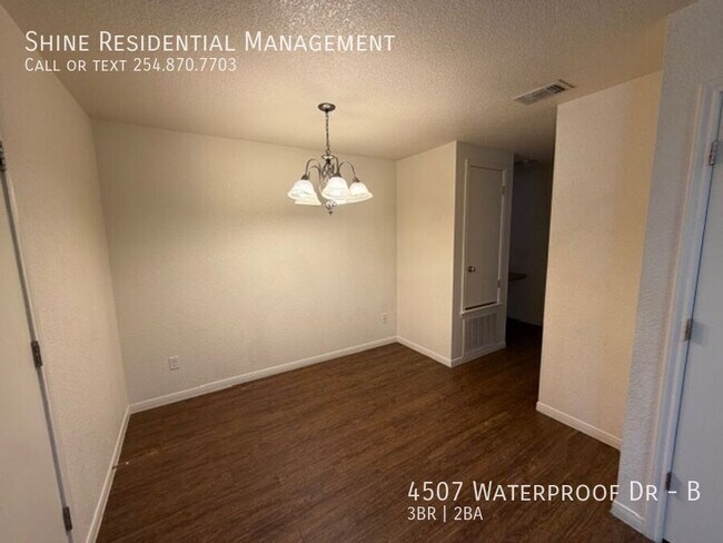 Building Photo - 4507 Waterproof Dr