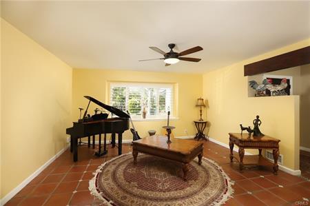 Foto del edificio - 300 Parkwood Dr