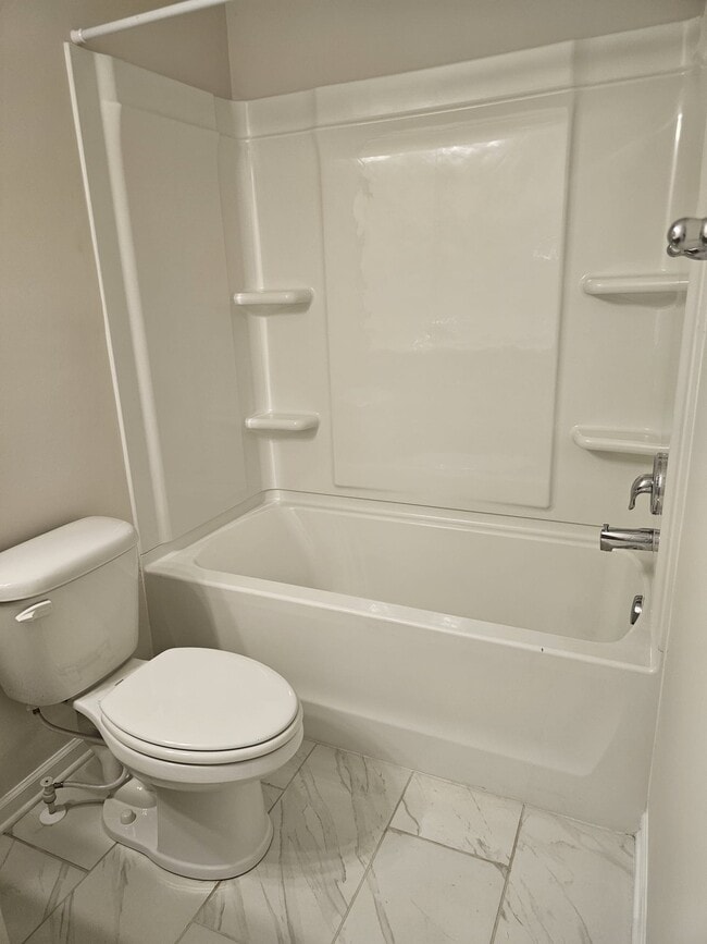 Building Photo - 174 Pelham Glen Wy.