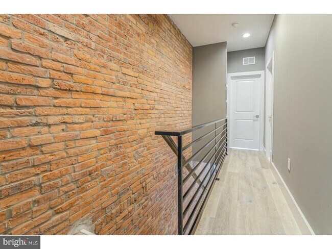 Foto del edificio - 1422 S Etting St