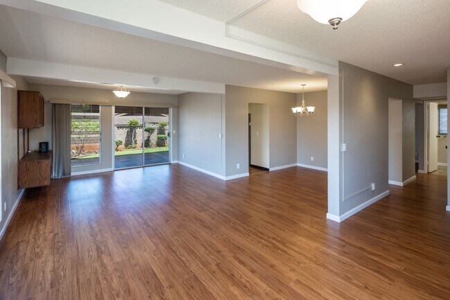 Building Photo - Two-Story Single Family Home with PV in Mililani - Available July 1, 2026