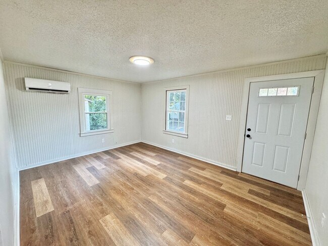 Foto del edificio - Statesville - 2BD/1BA