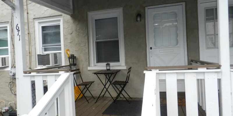 Primary Photo - 671 W. Ashrbidge St