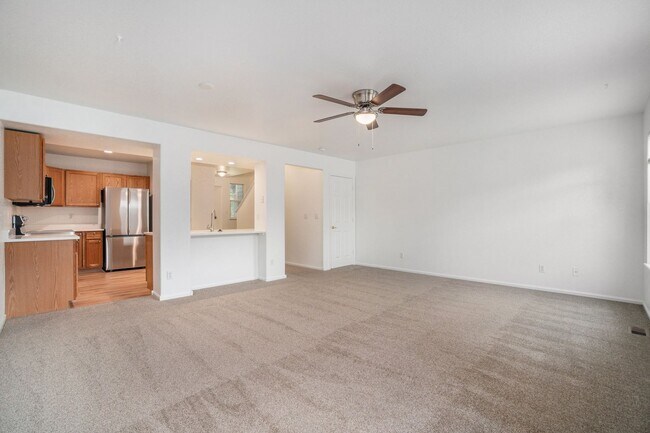 Foto del edificio - Great Townhome in Fort Collins