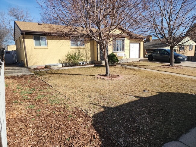 Building Photo - 7618 Umatilla St