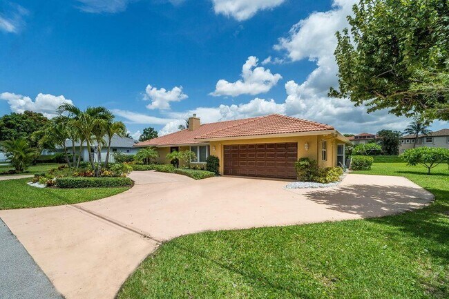 Building Photo - 4231 Palo Verde Dr