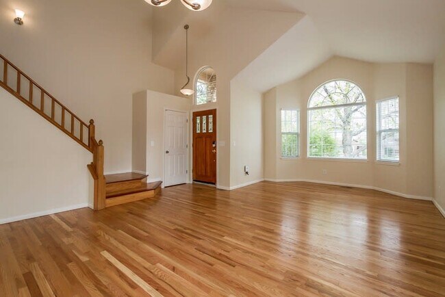 Building Photo - 11845 Decatur Pl