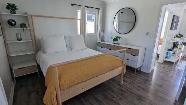 Foto del edificio - 2152 Oliver Ave