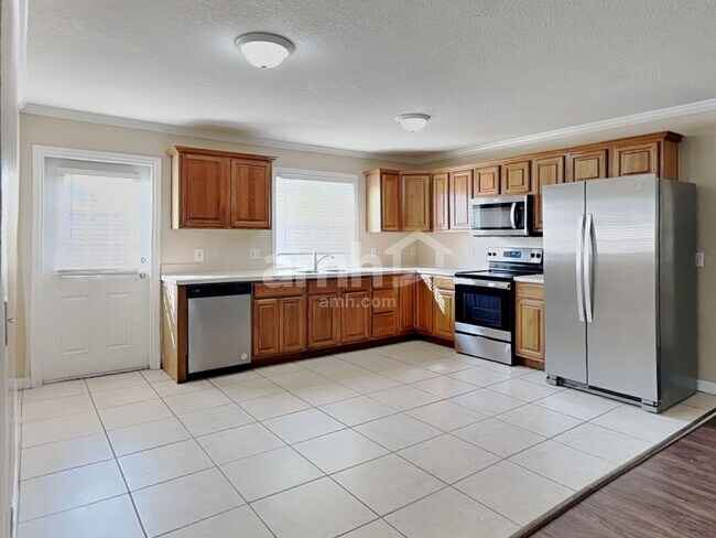 Foto del edificio - 245 Oak Run Ct