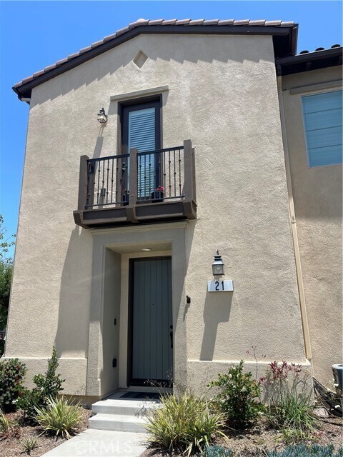 Building Photo - 21 Jaripol Cir