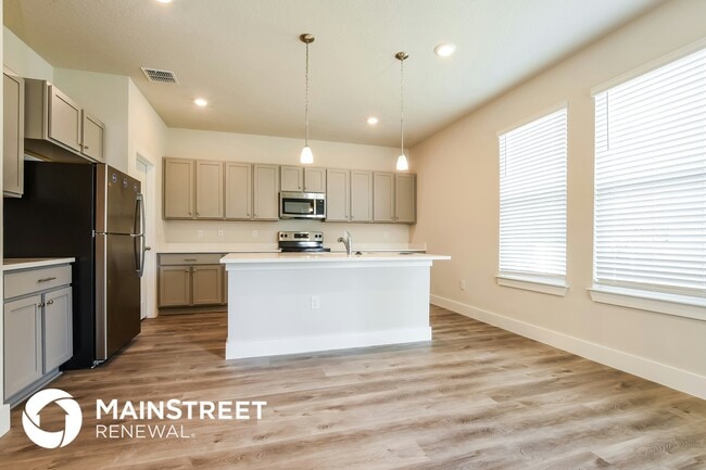 Building Photo - 333 Whiteheart Dr