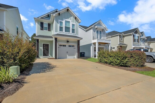 Photo - 458 Grand Oaks Rd House