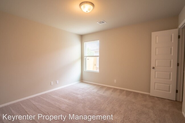 Building Photo - 3 br, 2 bath House - 1529 S 31st St