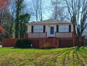 Building Photo - 1398 Woodmont Ln NW