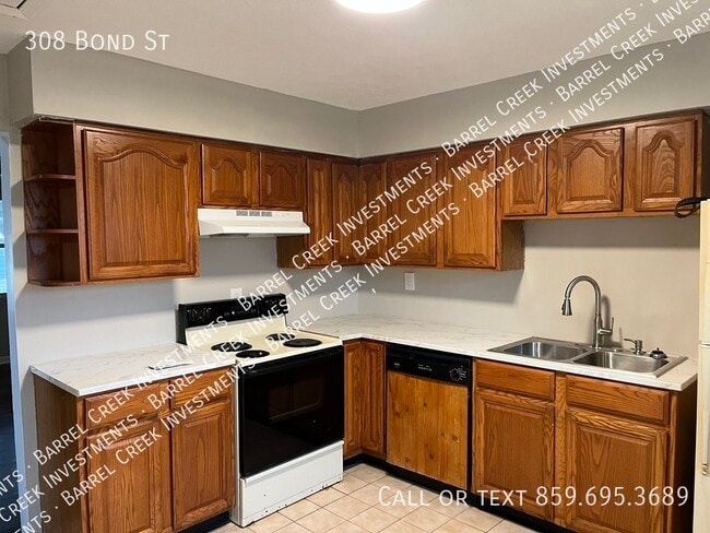 Building Photo - 308 Bond St
