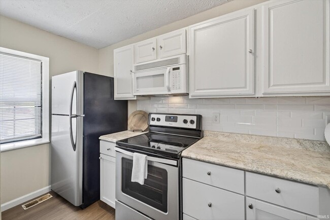 Foto del edificio - 2360 S Henderson St