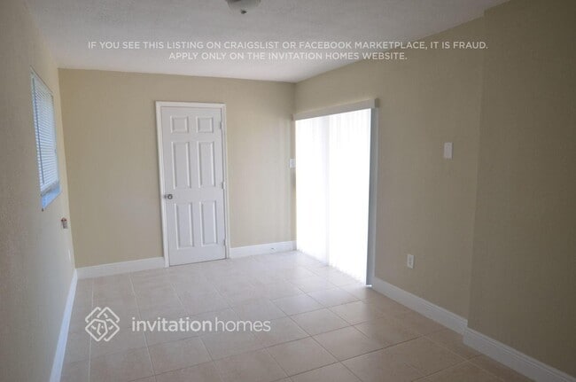 Building Photo - 2420 NW 89th Ave