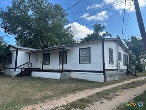 Building Photo - 4007 Blue Bonnet St