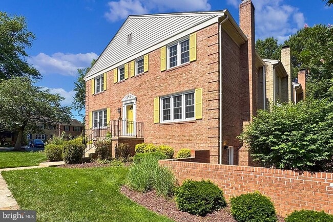 Building Photo - 6572 Flagmaker Ct