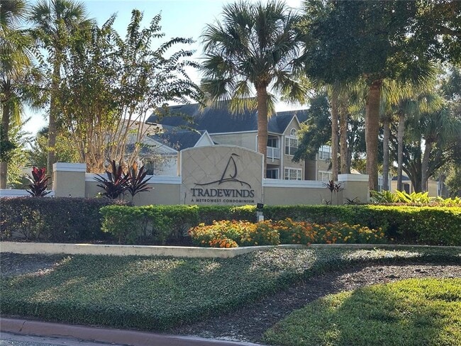 Building Photo - 1057 S Hiawassee Rd