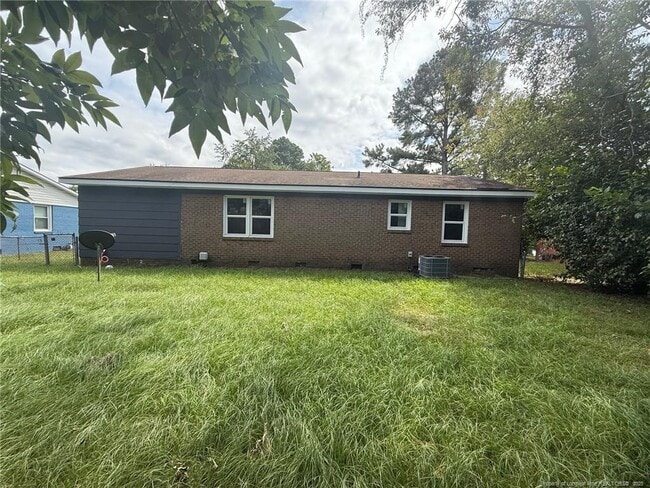 Foto del edificio - 6512 Kemper Ct