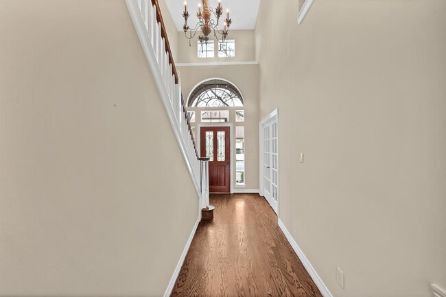 Building Photo - 2507 Watts St