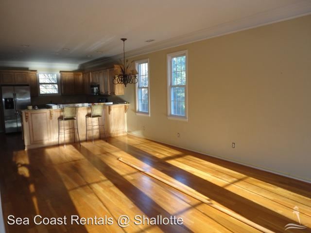 Building Photo - 610 River Ridge Dr