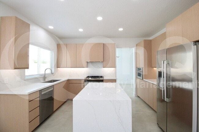 Building Photo - 15019 N 100th Way