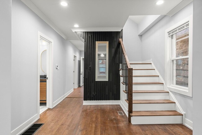 Foto del edificio - 5542 W 64th St