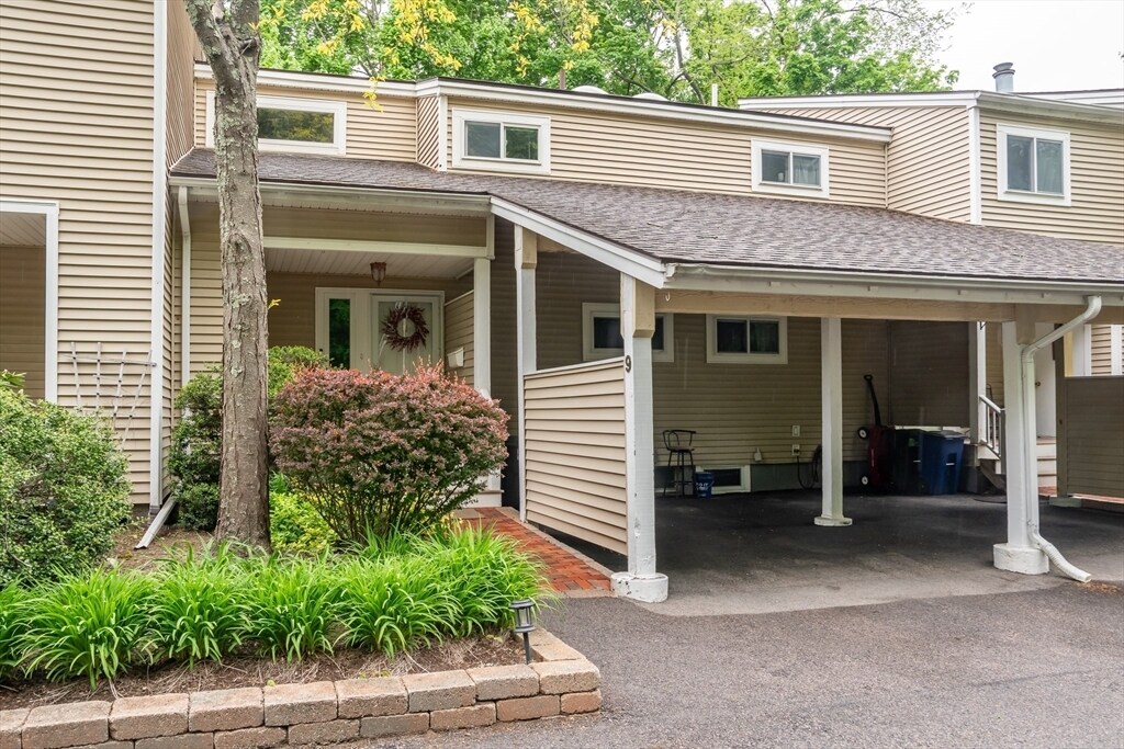 144 Pleasant St, Walpole, MA 02032 Townhome Rentals in Walpole MA