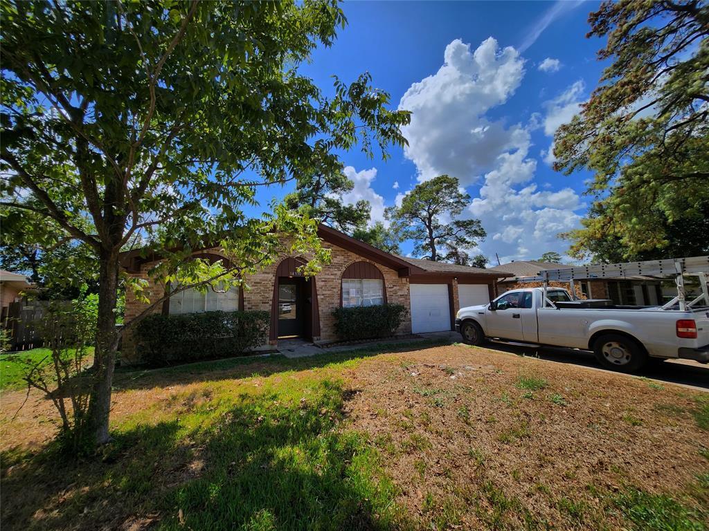 Foto principal - 14530 Roundstone Ln
